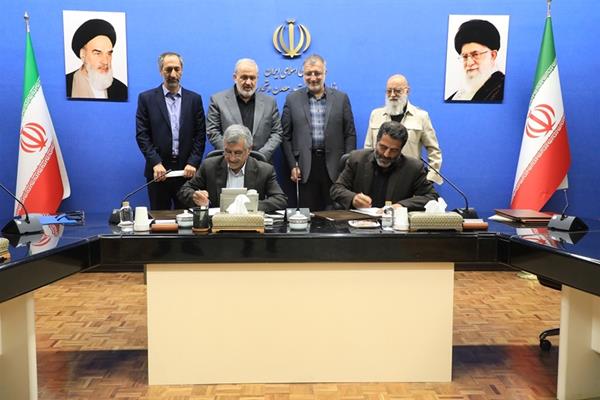 قرارداد خرید شارژرهای اتوبوس‌های برقی تهران امضا شد