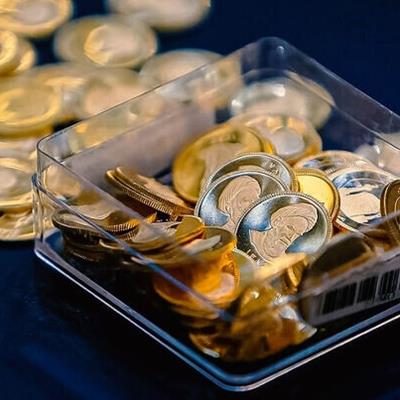 قیمت‌ها در بازار طلا نزولی شد/ قیمت طلا، سکه و ارز امروز ۱۸ اردیبهشت‌ماه ۱۴۰۳