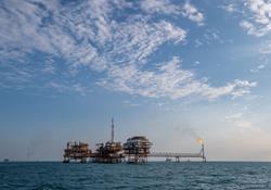 تولید روزانه نفت ایران در خلیج فارس ۱۰ هزار بشكه‌ افزایش می‌یابد