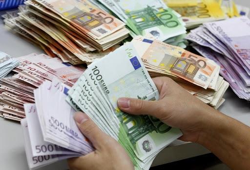 ثبات دلار در سایه افزایش پوند و کاهش یورو