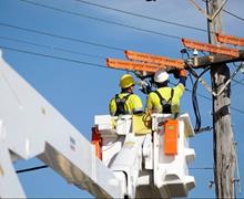اصلاح شبکه برق ۳۰ هزار روستای کشور در دستور کار وزارت نیرو 