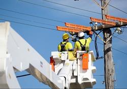 اصلاح شبکه برق ۳۰ هزار روستای کشور در دستور کار وزارت نیرو 