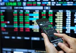  معامله گران بورس به دنبال حفظ کانال 1.4 میلیونی/ پیش بینی بازار سهام امروز 12 شهریور 1401