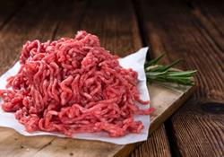 ۱۰ درصد گوشت های چرخ کرده در بازار غیراستاندارد است 