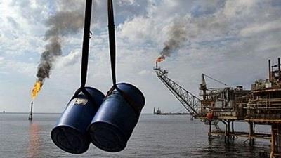 قیمت جهانی نفت نزول کرد/آیا عیار طلای سیاه مجدد بالا می‌رود؟