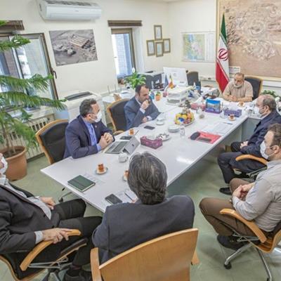 دیدار مدیران راه آهن جمهوری اسلامی ایران  با مدیر مجتمع معدنی چادرملو