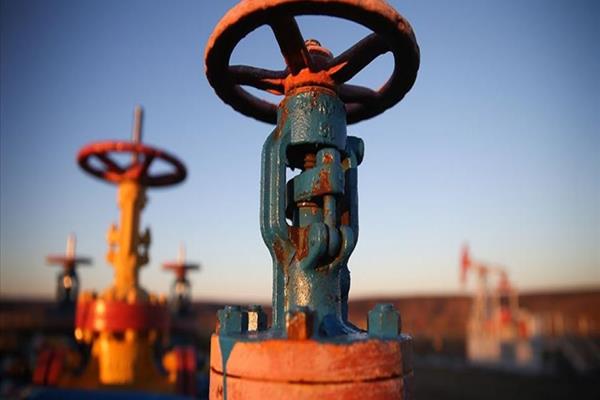 افزایش بهای نفت در بازارهای جهانی/خیانت دوباره سعودی‌ها به تولیدکنندگان نفت