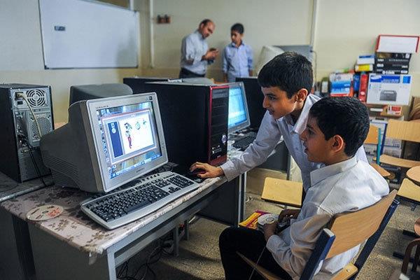 افتتاح فاز نخست «شبکه هوشمند مدارس» با مشارکت همراه اول