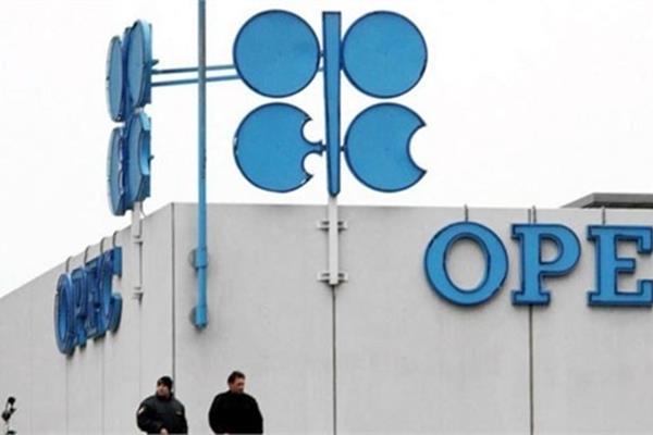 تولید نفت اوپک ۱۰۰ هزار بشکه در روز کاهش یافت 
