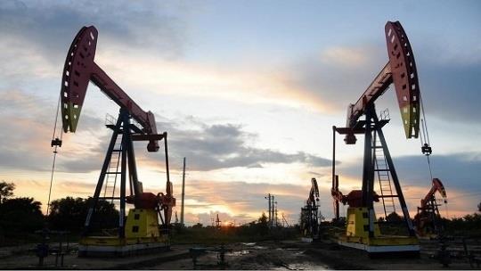 کاهش ۱ درصدی عرضه جهانی نفت با تعطیلی خط لوله قزاقستان 