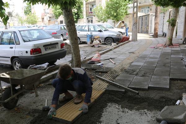 از سر گیری دوباره پروژه های عمرانی منطقه 4 تهران در سال 1400 / تثبیت  و بهسازی رفیوژ خیابان فرجام و محله شمیران نو در منطقه 4